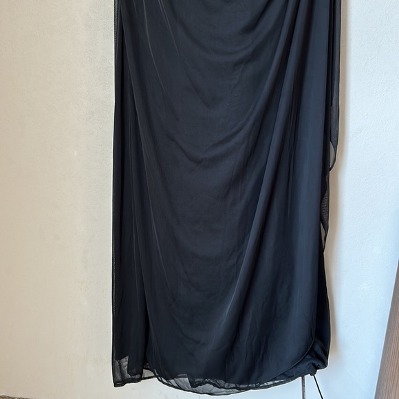 XSCAPE | FORMAL DRESS | SIZE 16W | BLACK CHIFFON - Picture 4 of 14